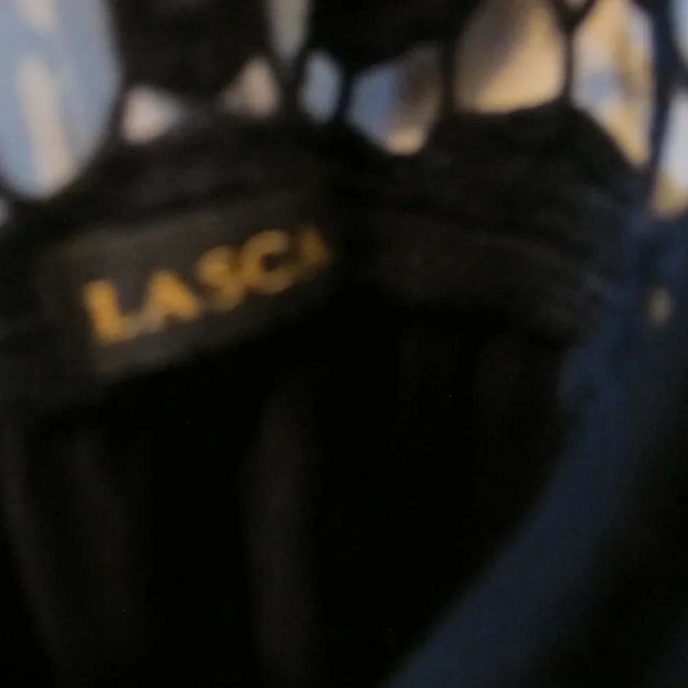 Venus Lascana cowl neck lacy racerback tank top - Picture 2 of 4